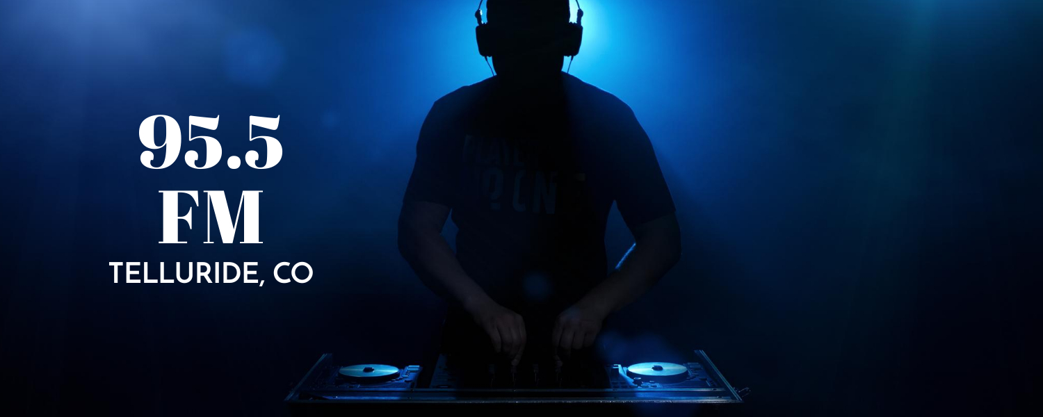 DJ - blue lights - 95.5 FM